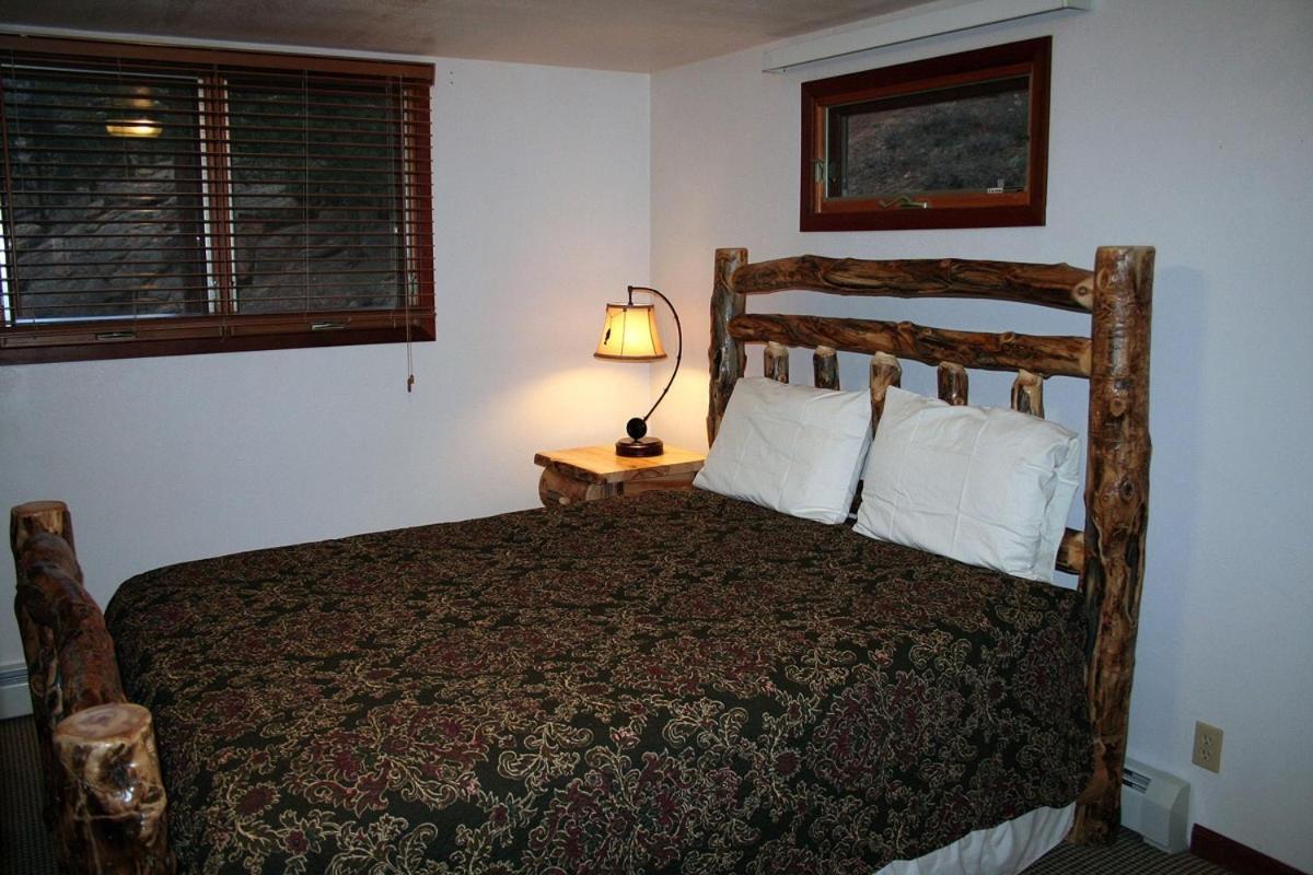 Timber Creek Chalets- 14 Chalet Estes Park Room photo